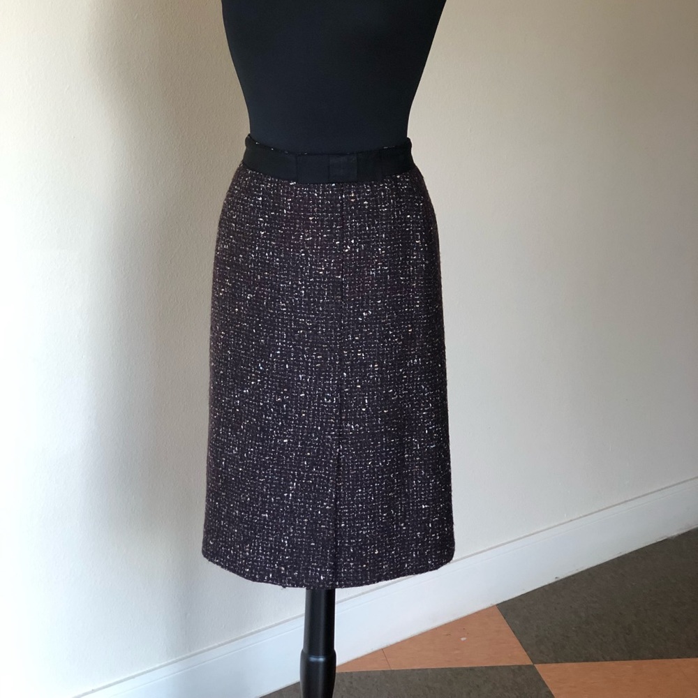Harold’s Straight Tweed Skirt. Preowned